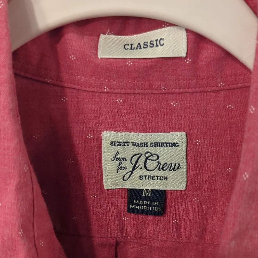 J. Crew Men's Button-Down Shirt Classic‎ Red size Medium
